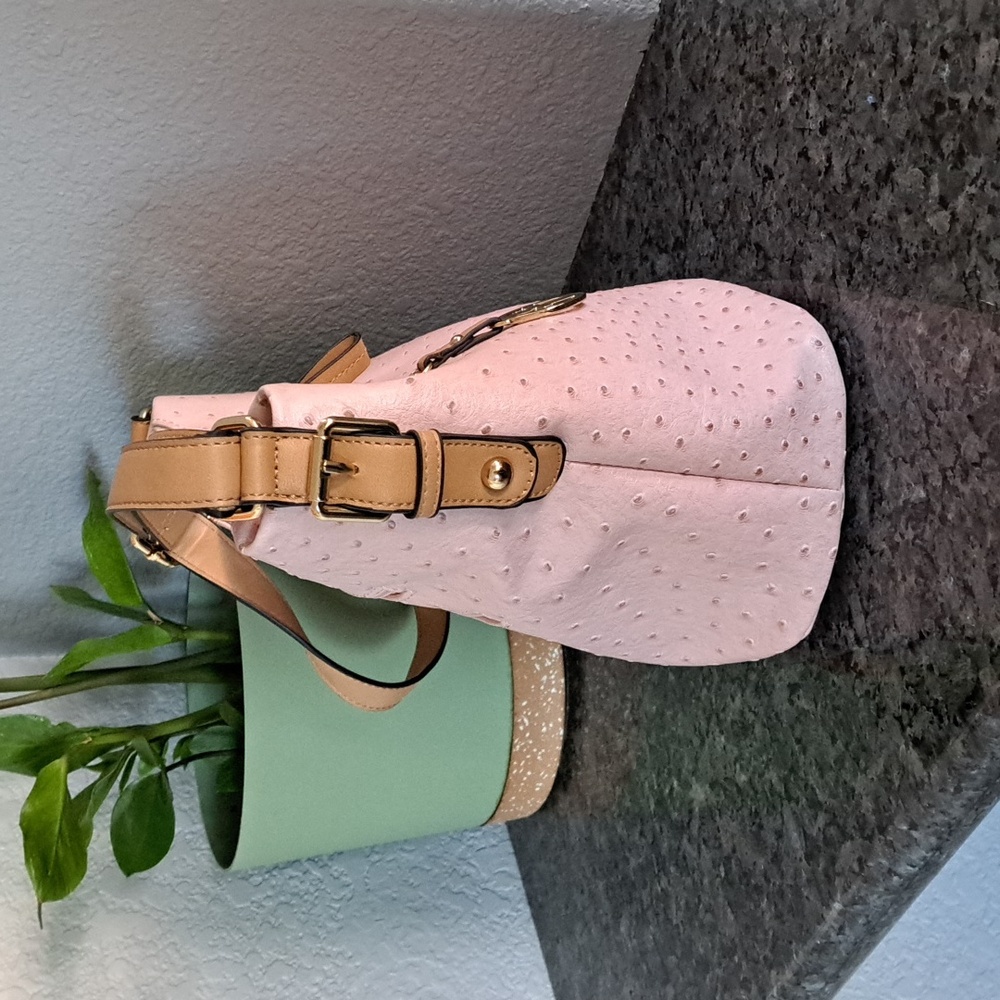 Giani Bernini Pink Faux Ostrich Handbag - Picture 3 of 13